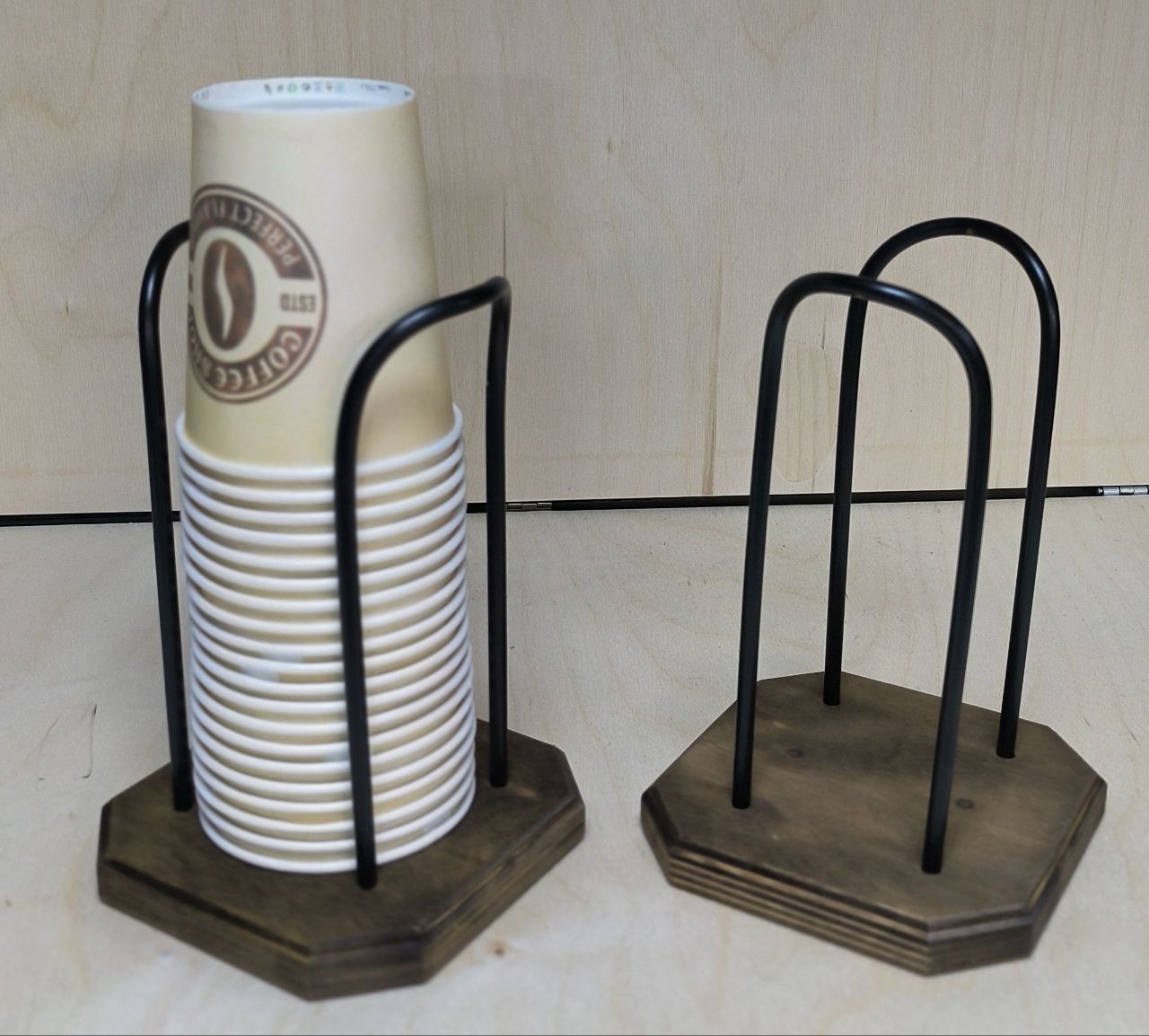 استند لیوان رومیزی