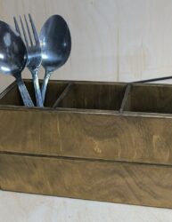 جا قاشقی سه خانه ایستاده
